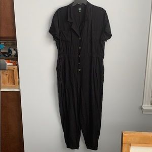 Black Pant Suit, Cotton, Tortoise Buttons, Synched